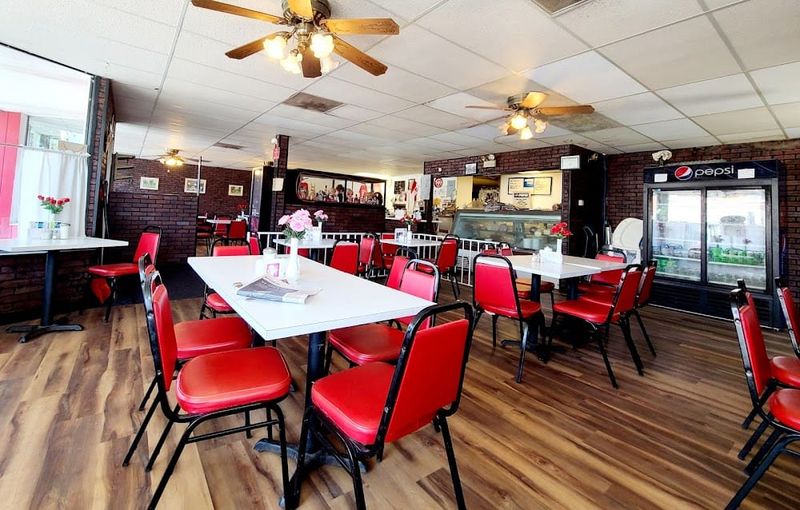 Dabrowski’s Restaurant & Deli - Erie