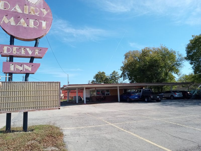 Dairy Mart (Mineral Wells) Dairy Mart (Mineral Wells)