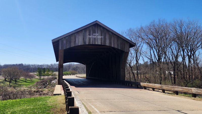 Covered Bridges and Countryside Detours
