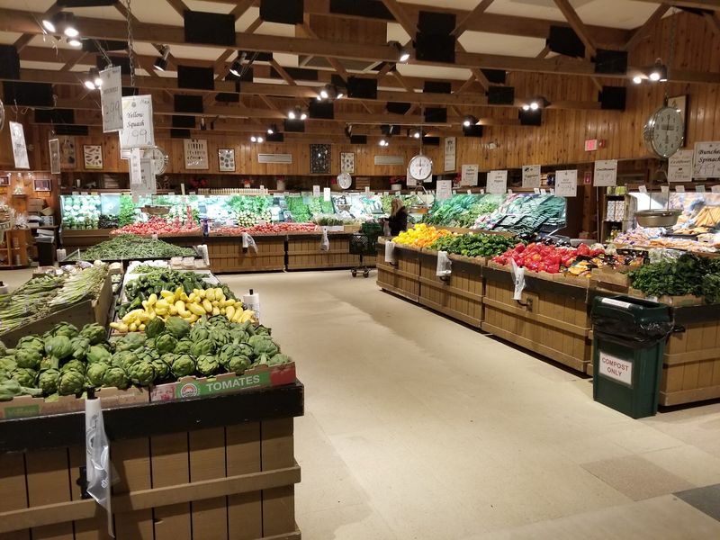 Delicious Orchards - Colts Neck Delicious Orchards - Colts Neck