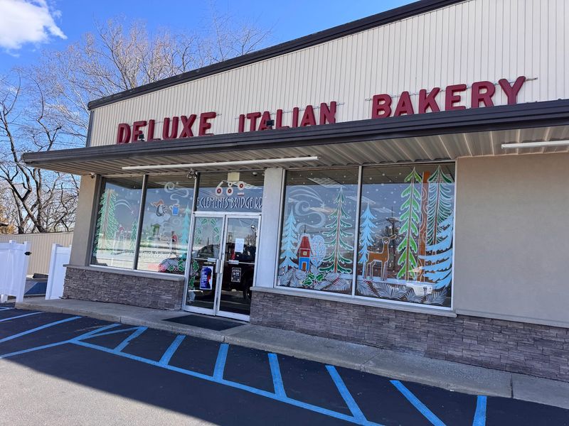 Deluxe Italian Bakery - Runnemede Deluxe Italian Bakery - Runnemede