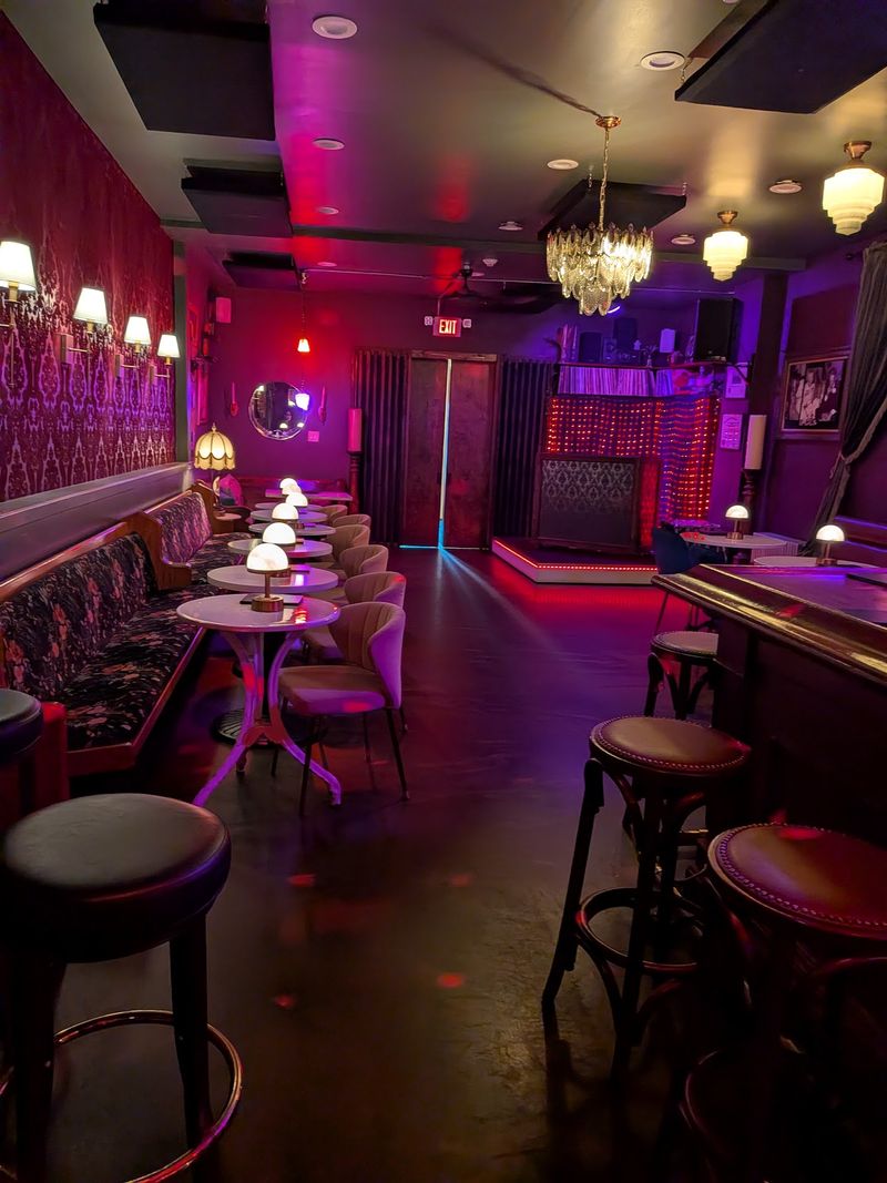 Dim Lights Give The Room A Cozy Glow Dim Lights Give The Room A Cozy Glow