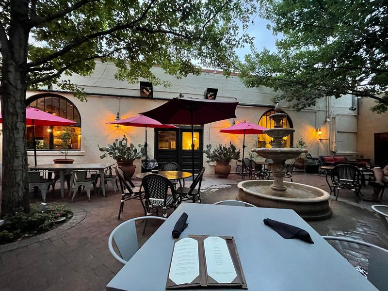 Dining Options Remain In Flux Dining Options Remain In Flux