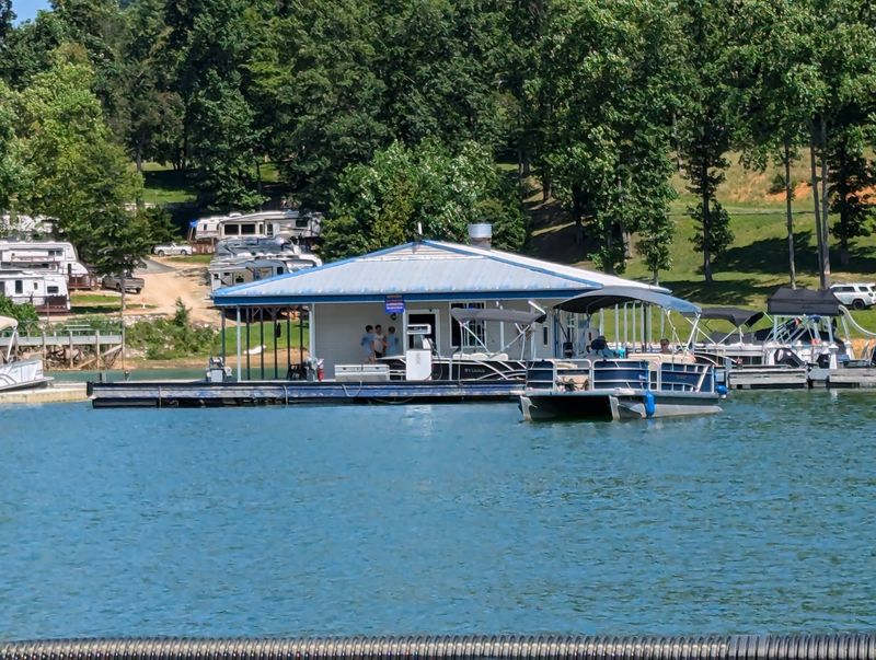 Dock House at Cove Ridge Marina - Butler Dock House at Cove Ridge Marina - Butler