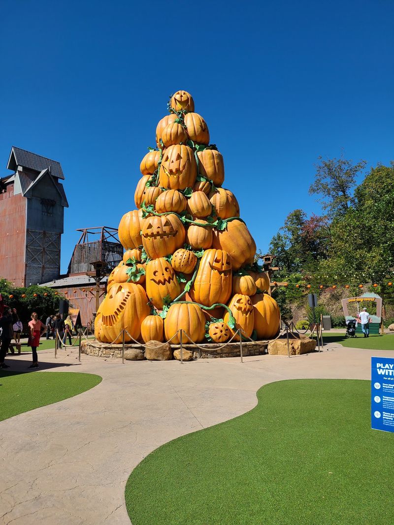 Dollywood's Harvest Festival - Pigeon Forge Dollywood's Harvest Festival - Pigeon Forge