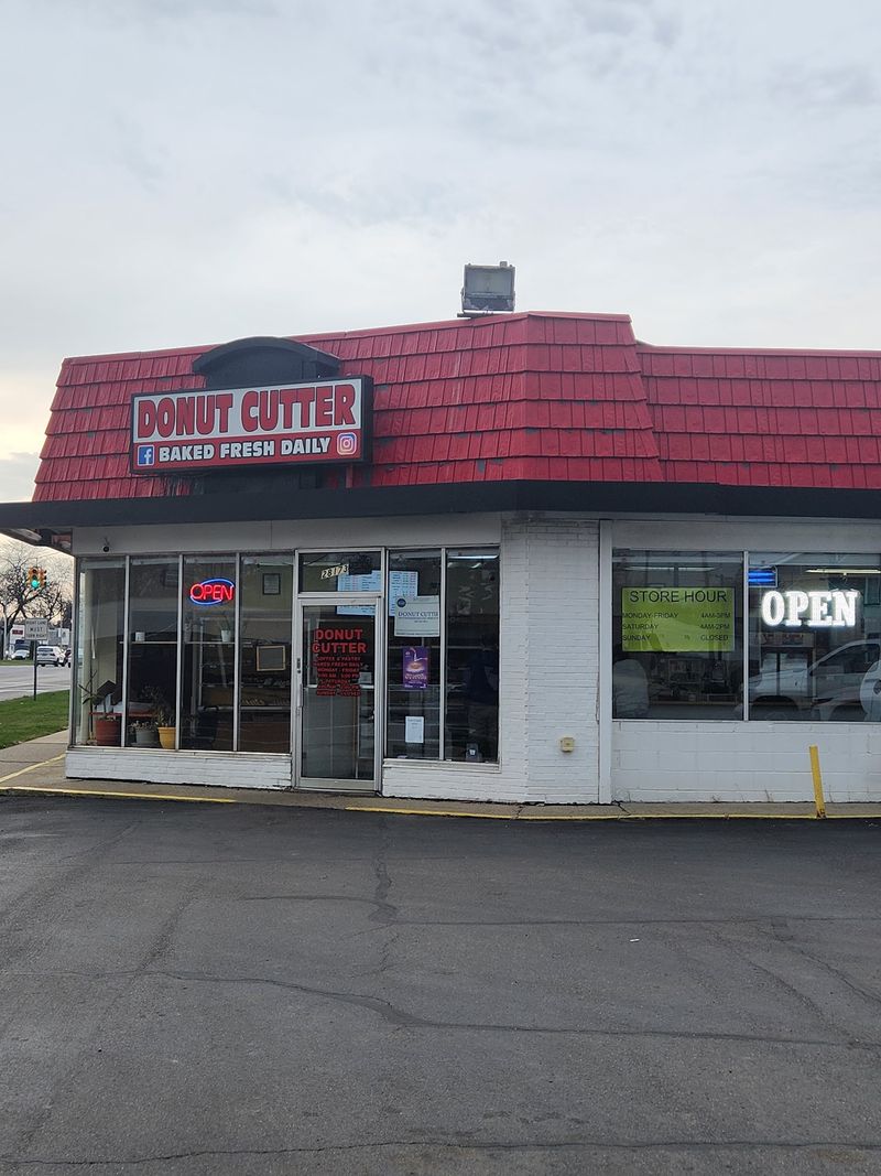 Donut Cutter - Berkley Donut Cutter - Berkley