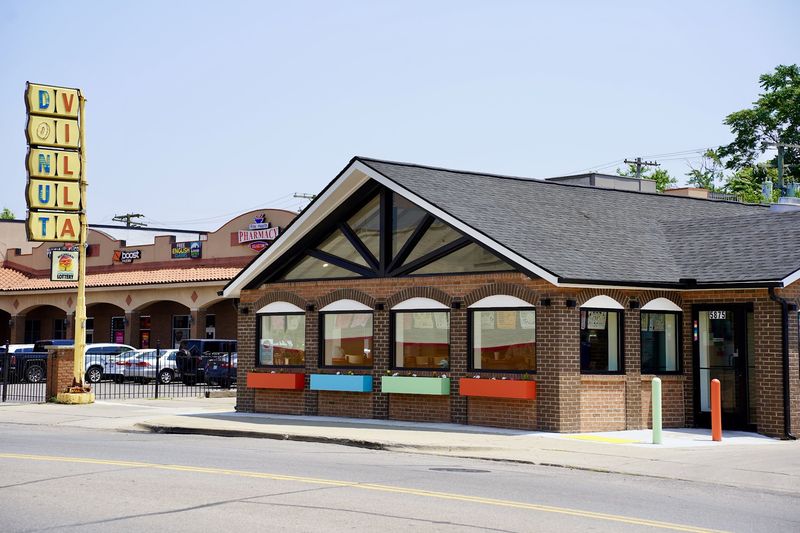 Donut Villa - Detroit Donut Villa - Detroit