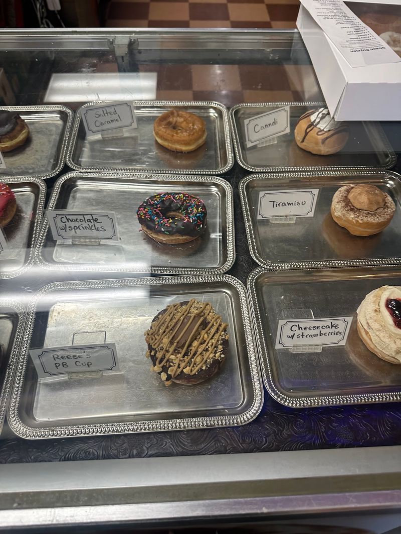 Donuts Time Cafe - Hamilton