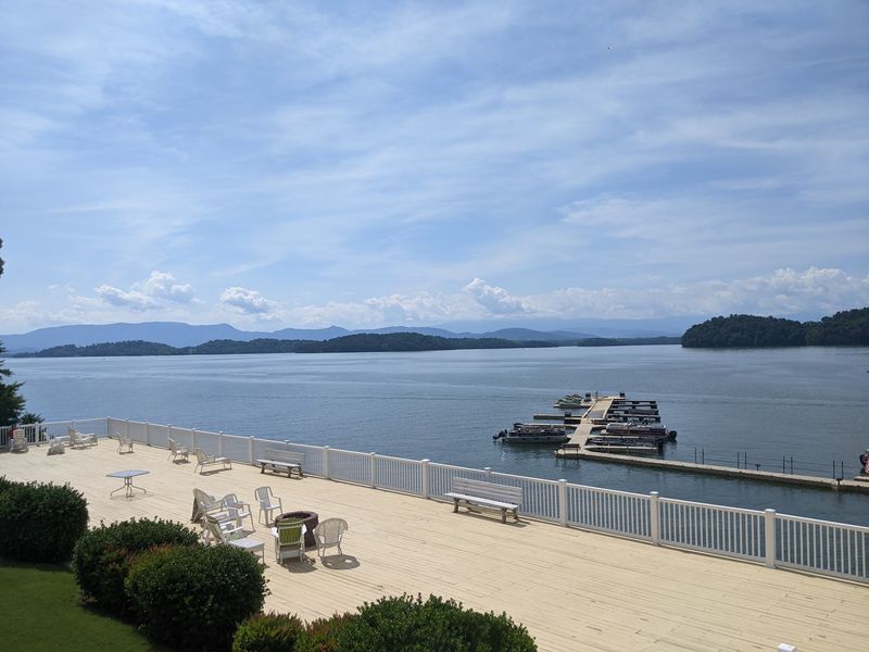 Douglas Lake - Dandridge