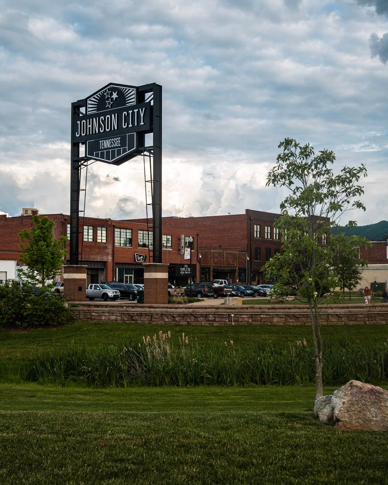 Downtown Johnson City Is Where the Food Scene Comes Alive Downtown Johnson City Is Where the Food Scene Comes Alive