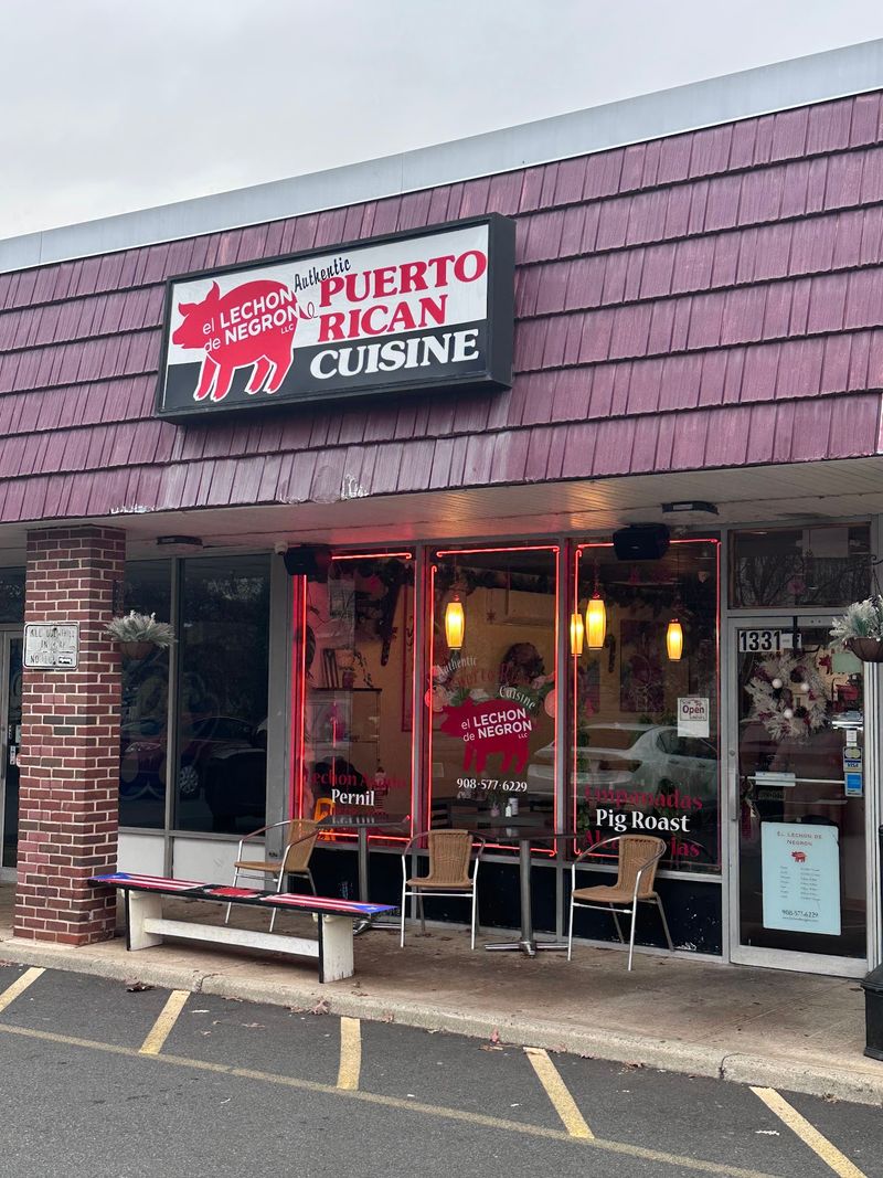 El Lechon de Negron Grew From a Food Truck Into a Union Favorite