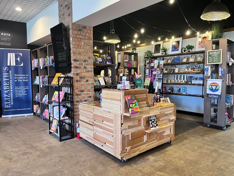Elizabeth's Bookshop & Writing Centre (Akron) Elizabeth's Bookshop & Writing Centre (Akron)