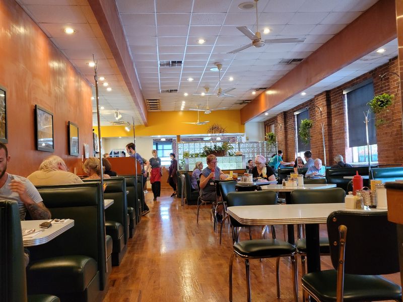 Elmo’s Diner, Durham