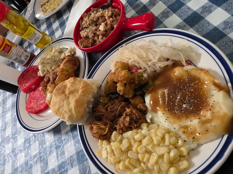 Expect the Comfort Food Tennesseans Grew Up Eating