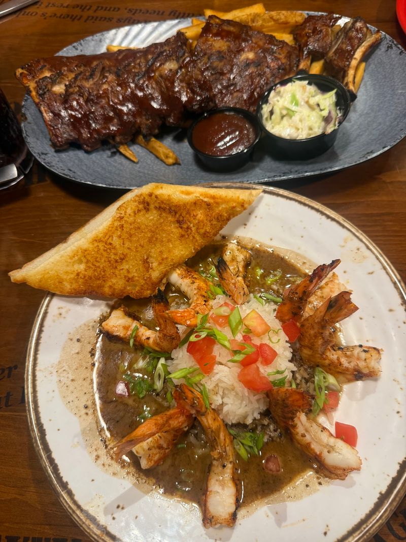 Lt. Dan's Drunken Shrimp Delivers Southern Comfort