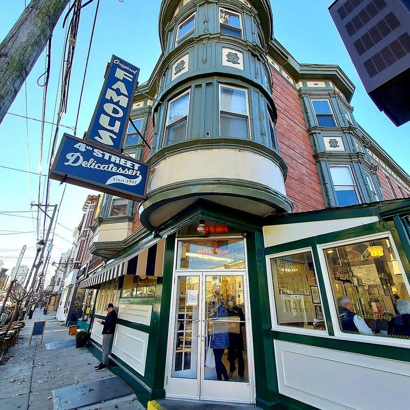 Famous 4th Street Delicatessen, Philadelphia