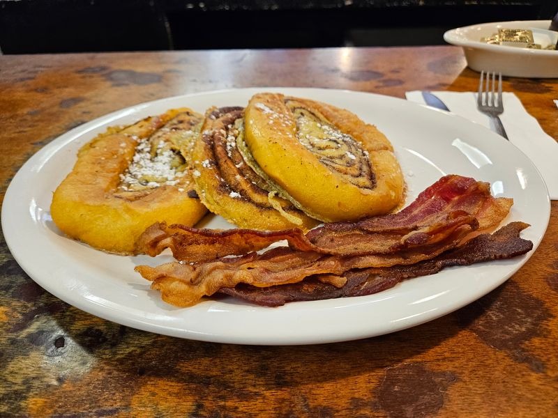 Famous Cinnamon Rolls Give the Place a Signature Famous Cinnamon Rolls Give the Place a Signature