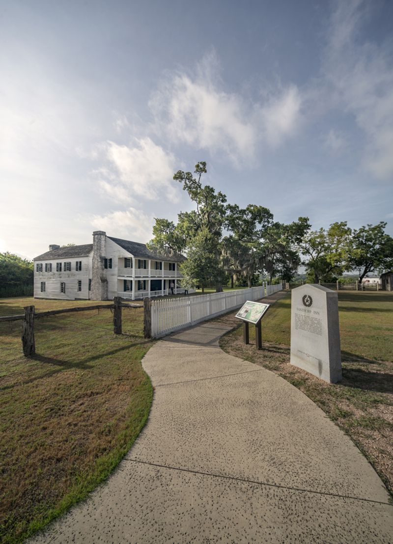 Fanthorp Inn State Historic Site (Anderson) Fanthorp Inn State Historic Site (Anderson)