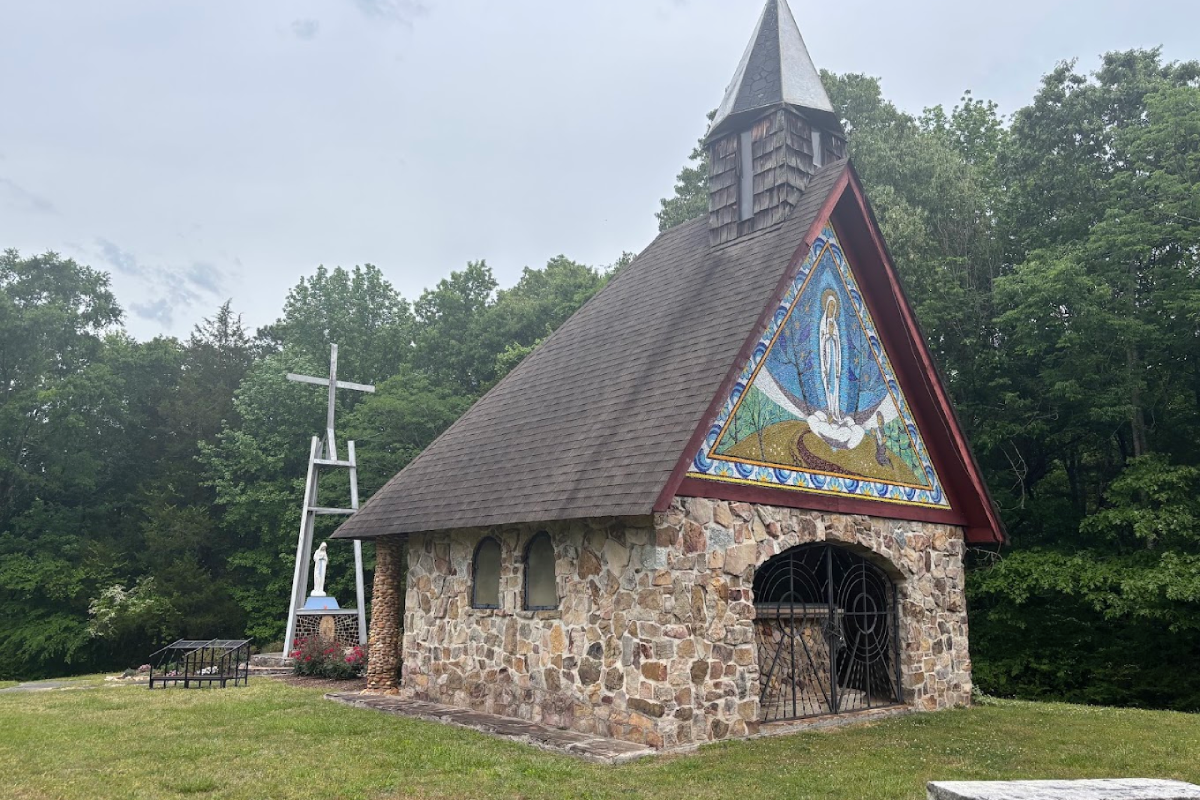 Few People Know About This Peaceful Catholic Shrine Hidden in the Tennessee Mountains