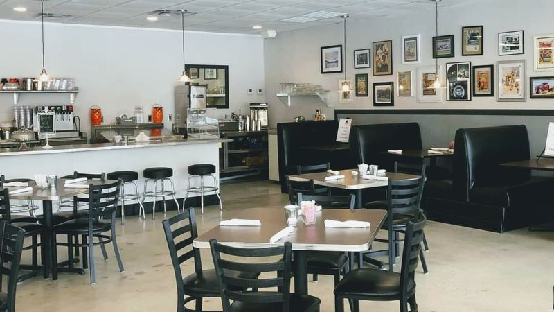 Flat Tire Diner - Old Hickory