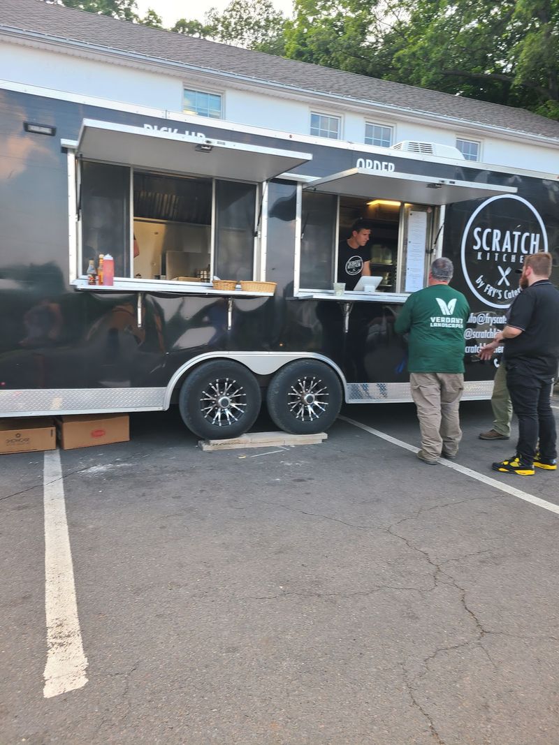 Food Trucks Bring The Feast Without The Fuss