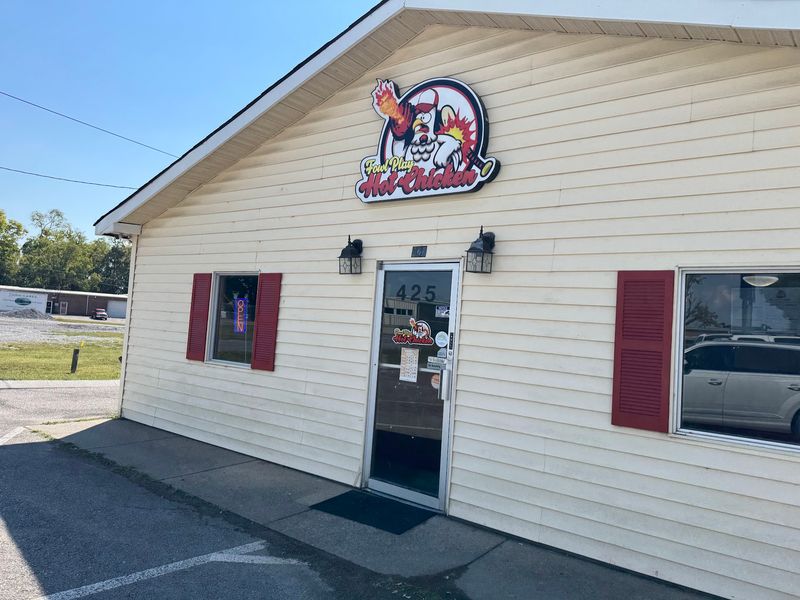 Fowl Play Hot Chicken, Gallatin Fowl Play Hot Chicken, Gallatin