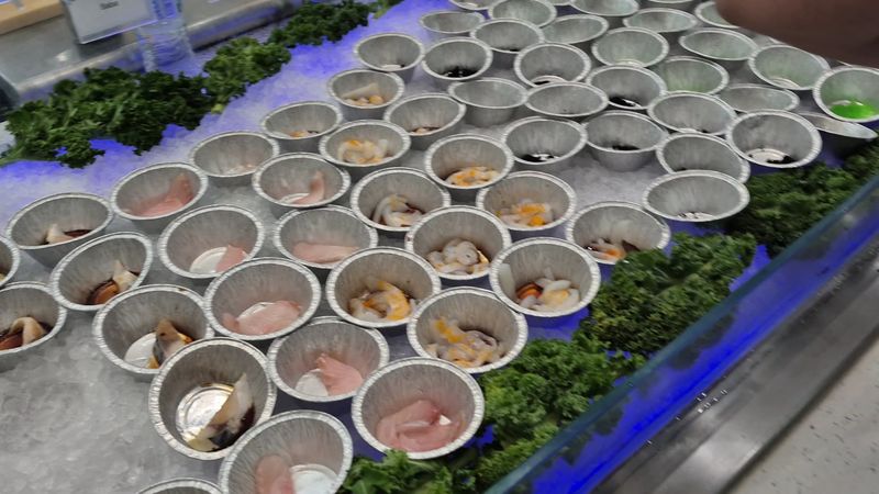 Fresh Oysters and Snails for Adventurous Eaters Fresh Oysters and Snails for Adventurous Eaters