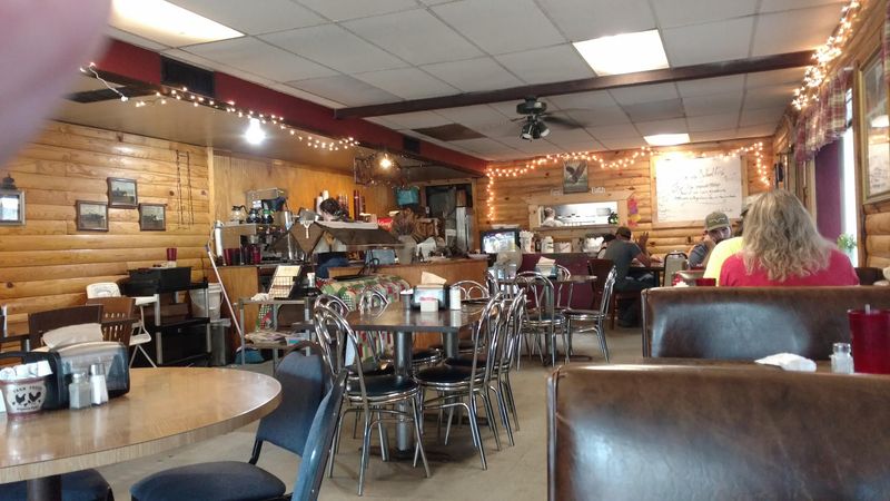 Friendly Service That Makes You Feel Right at Home Friendly Service That Makes You Feel Right at Home
