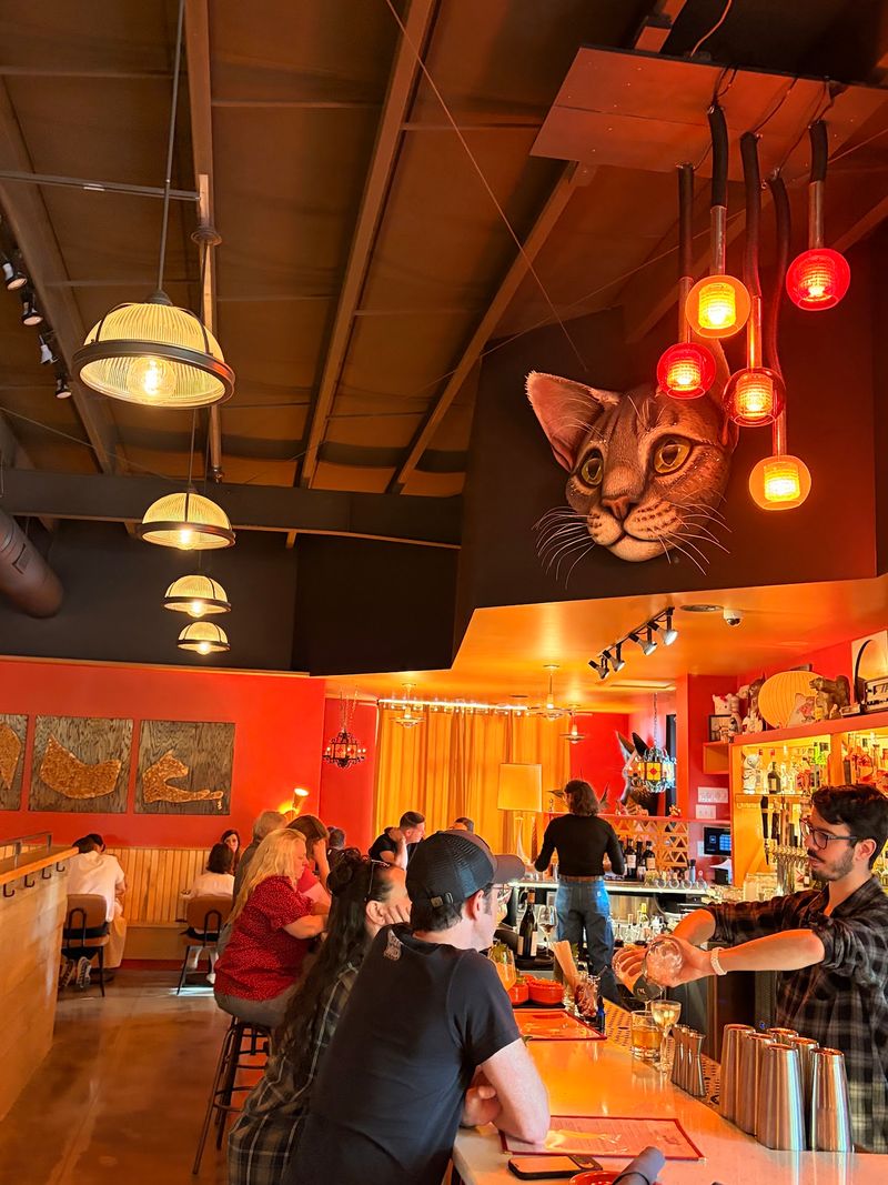 Friendly Service Turns Dinner Into A Full Experience