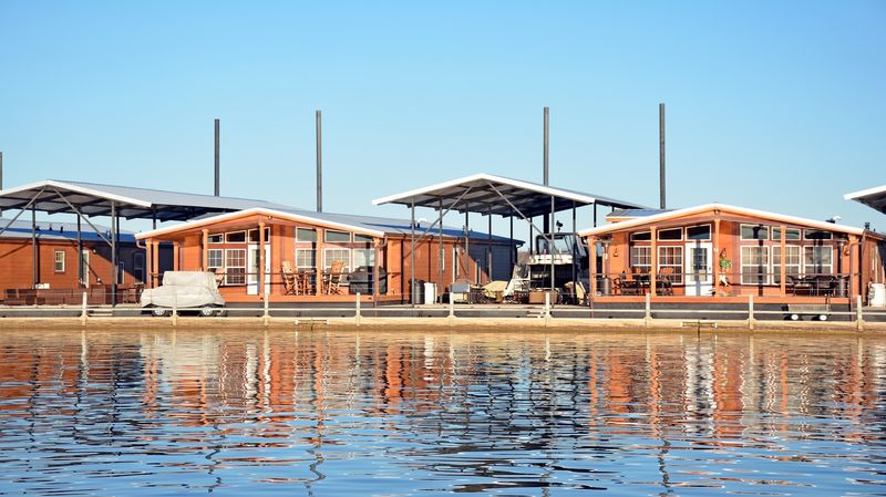 Full-Service Marina with Boat Slips and Rentals