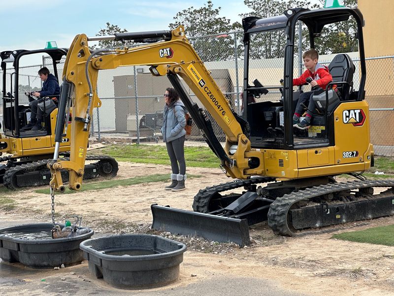 Full-Size Excavators You Actually Control Full-Size Excavators You Actually Control
