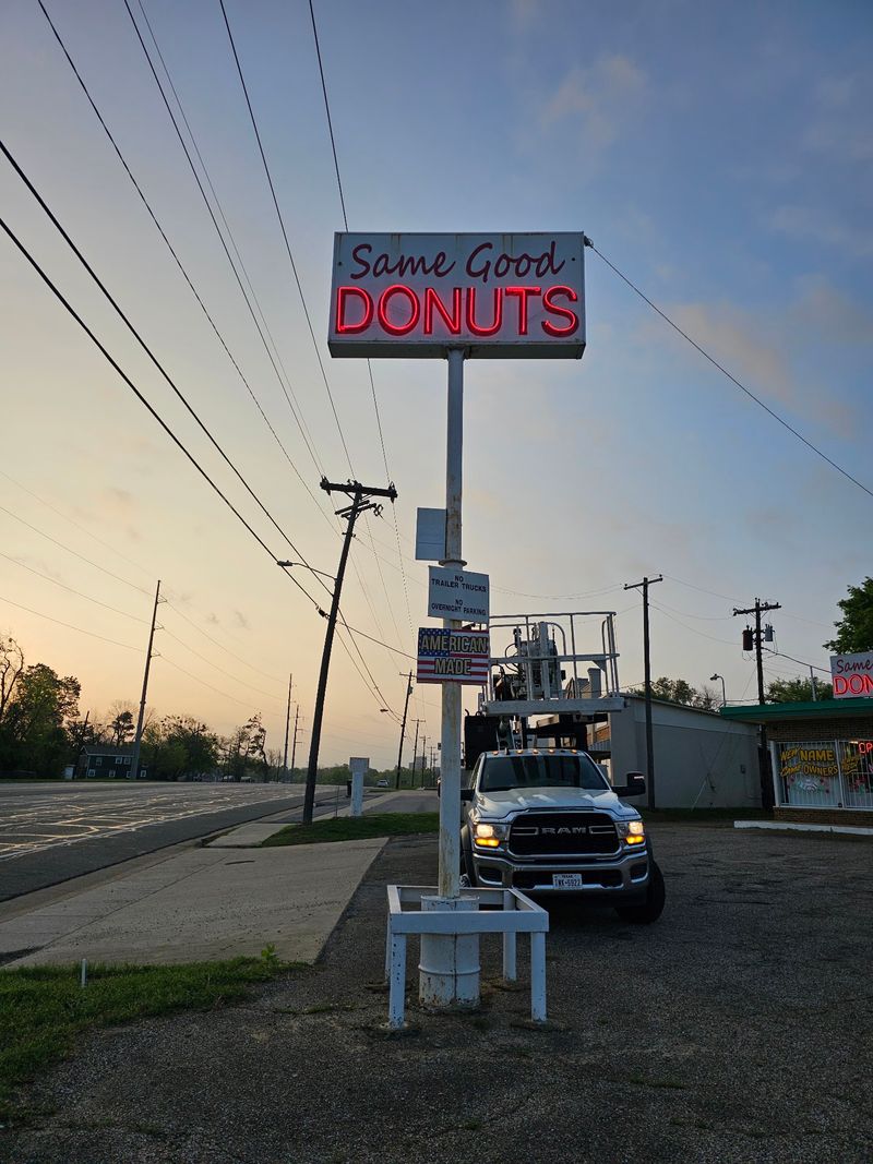 Get There Right at 5 AM Opening