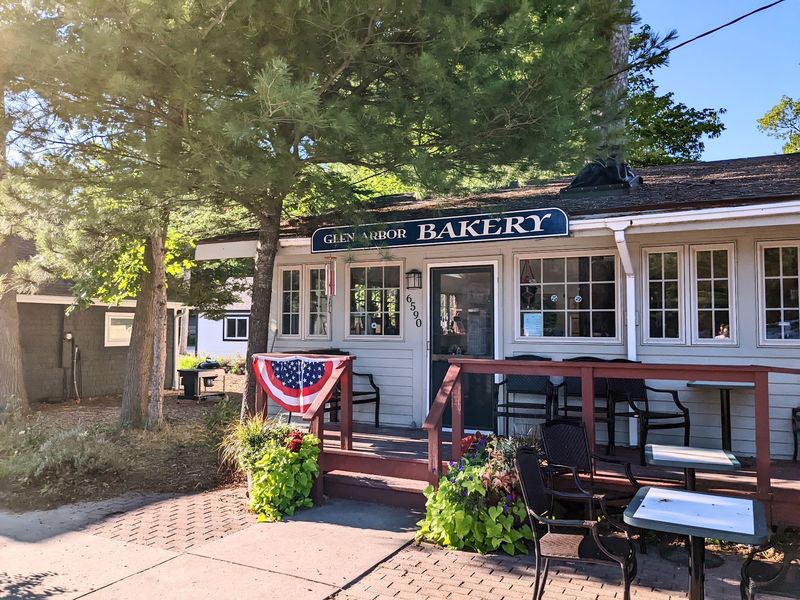 Glen Arbor Bakery - Glen Arbor