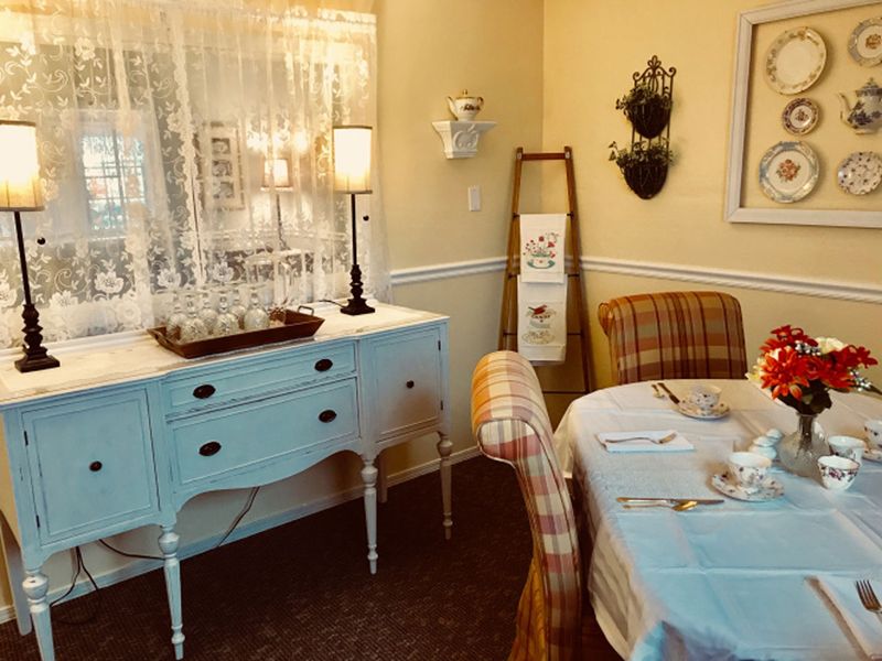 Carriage Shoppes Tea Room (Elizabeth) Carriage Shoppes Tea Room (Elizabeth)
