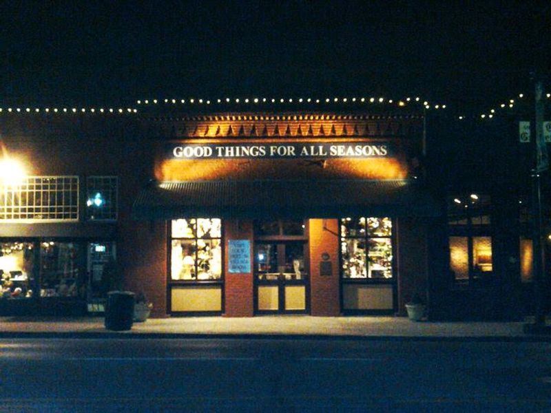 Good Things For All Seasons in Grapevine Good Things For All Seasons in Grapevine