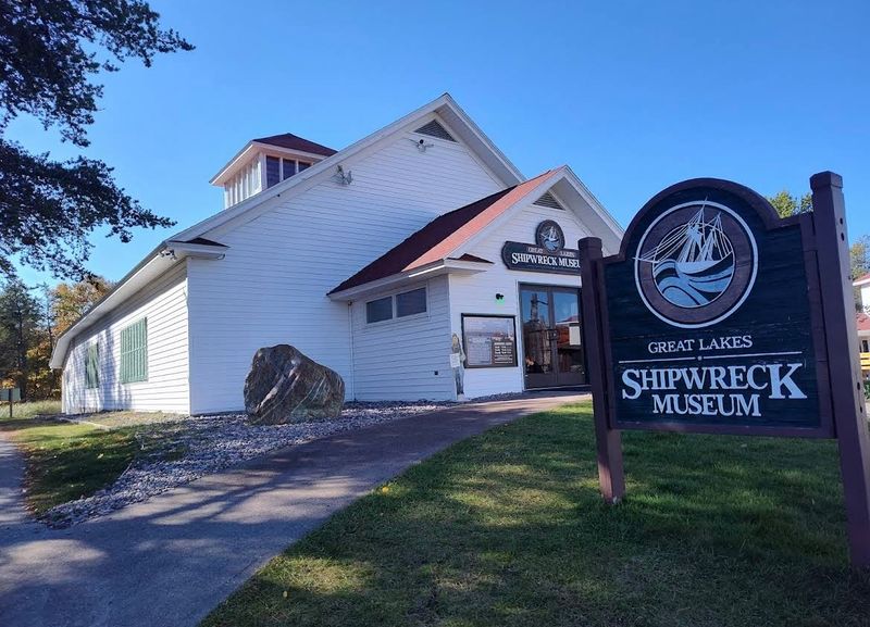 Great Lakes Shipwreck Museum - Paradise