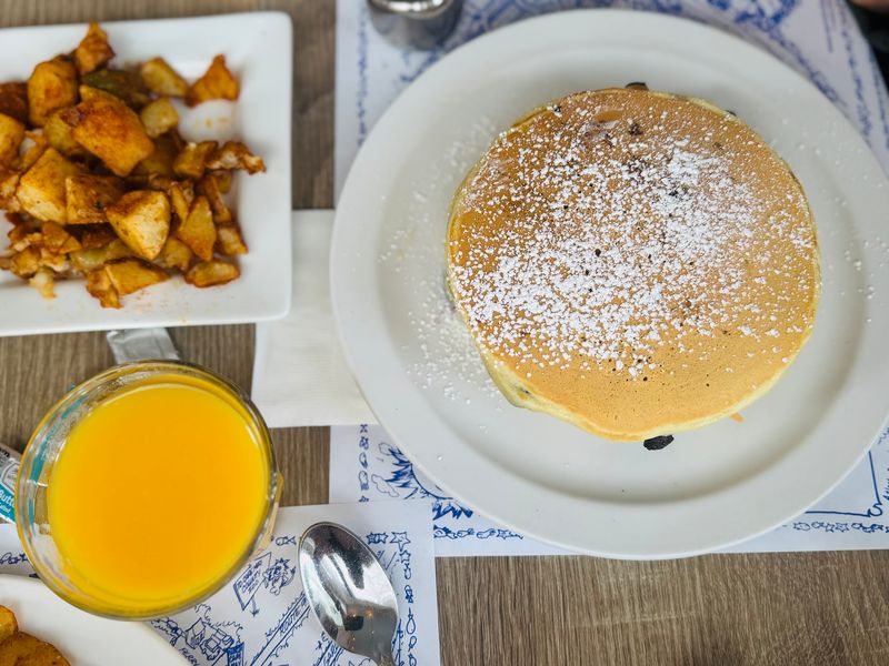 Harry’s Original Oatmeal Pancakes Are Moist Rich and Wonderfully Fluffy