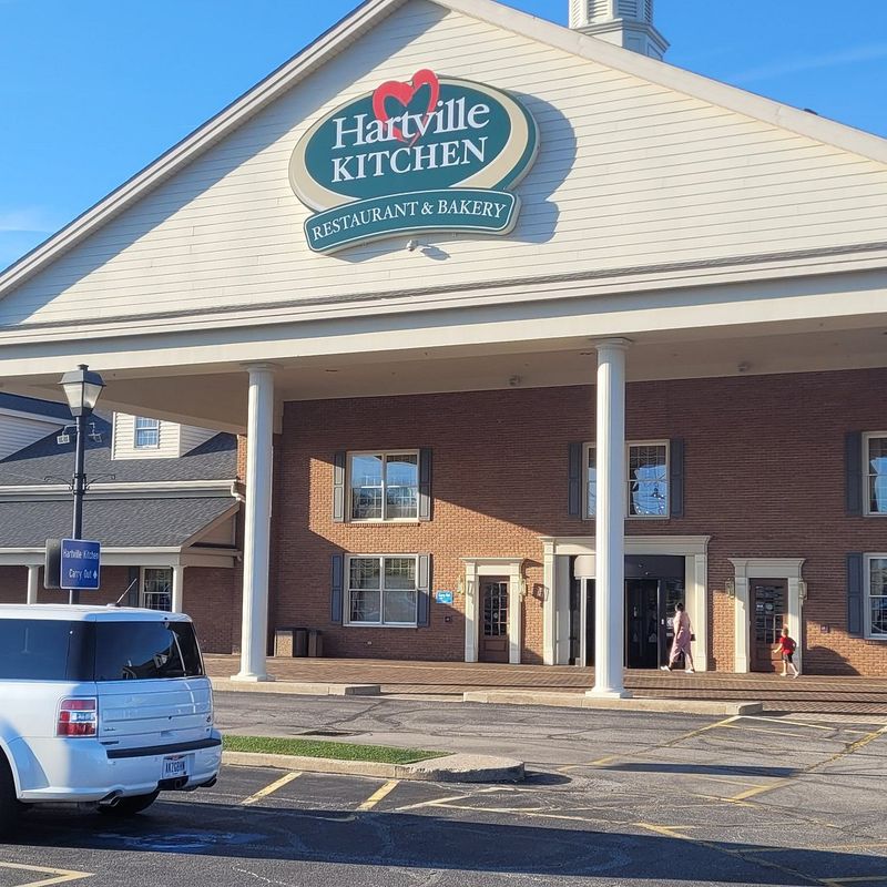 Hartville Kitchen Restaurant & Bakery - Hartville