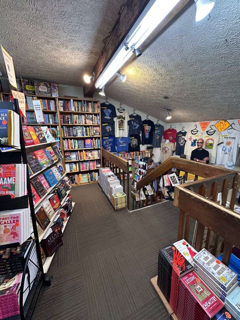Helpful Staff in a Very Busy Place