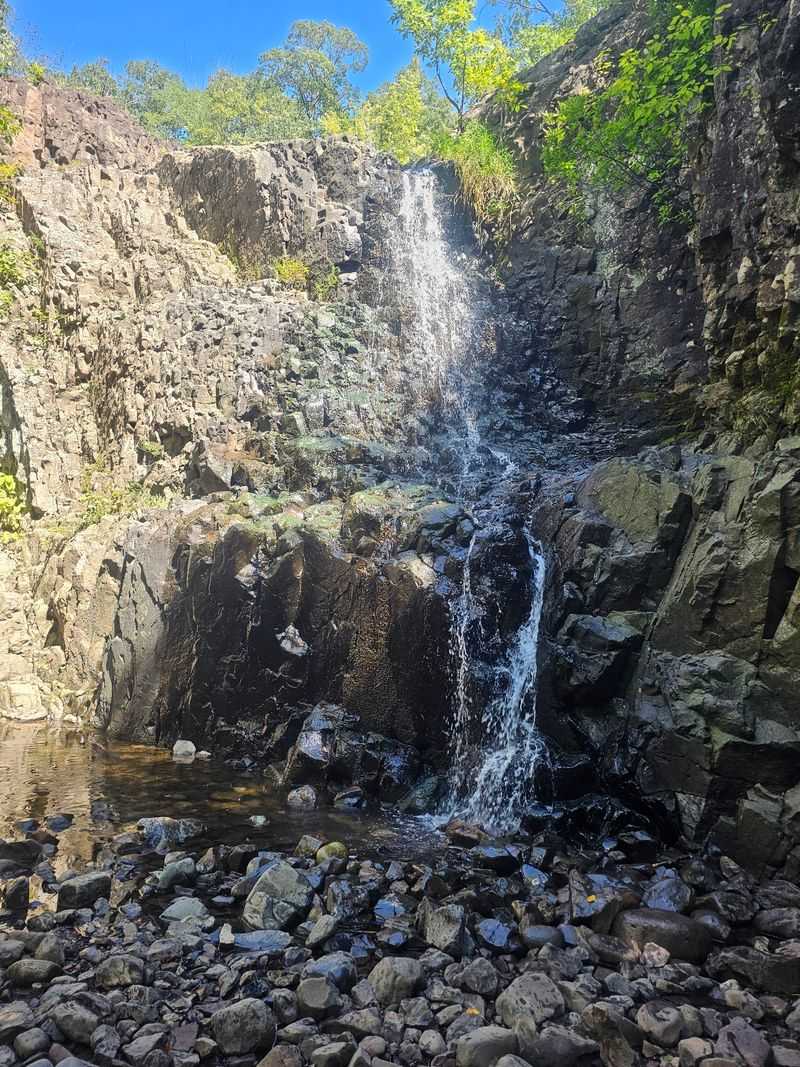 Hemlock Falls Trail - South Mountain Reservation