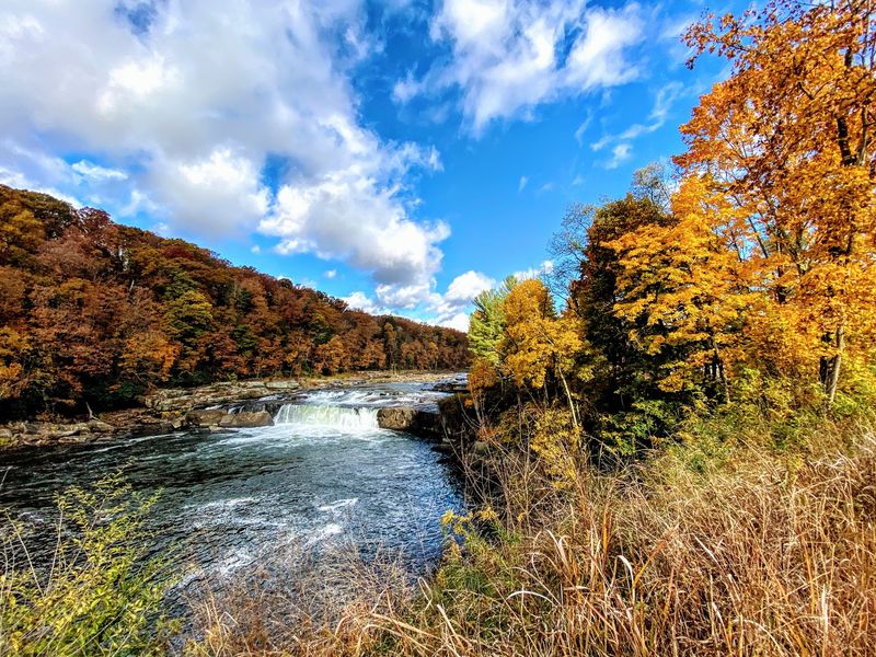 High Overlooks With Big Laurel Highlands Views