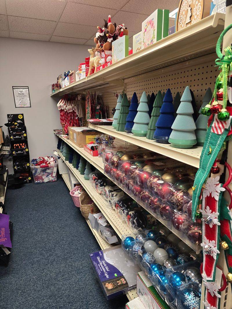 Holiday Decorations Without the Big Price Tag Holiday Decorations Without the Big Price Tag