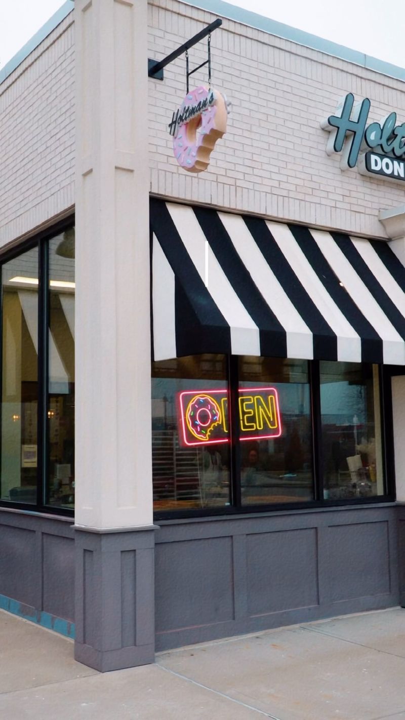 Holtman's Donut Shop (Loveland)