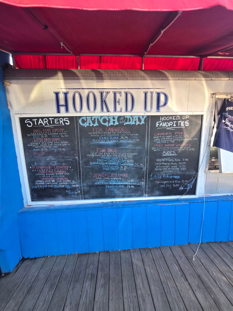Hooked Up Seafood - Wildwood