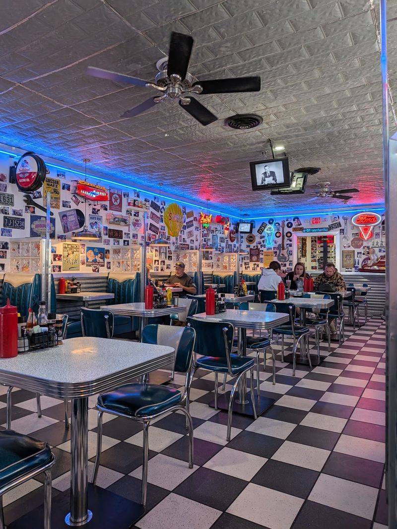 Hot Rods 50's Diner - Alcoa Hot Rods 50's Diner - Alcoa