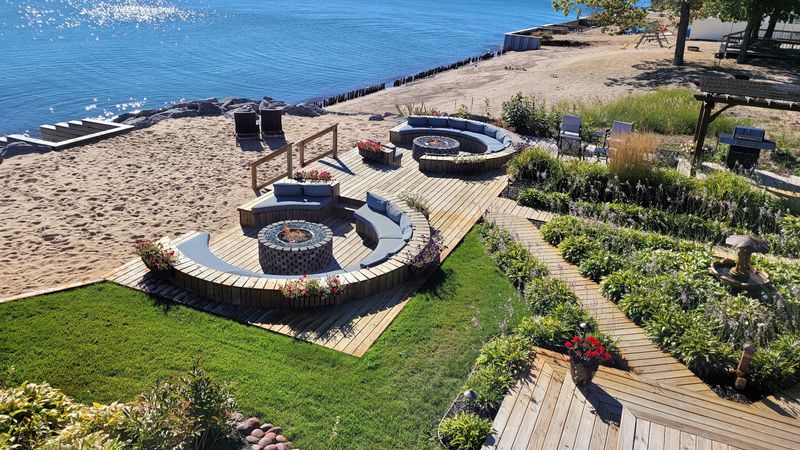 Hot Tubs, Fire Pits, and the Art of Staying Put Hot Tubs, Fire Pits, and the Art of Staying Put