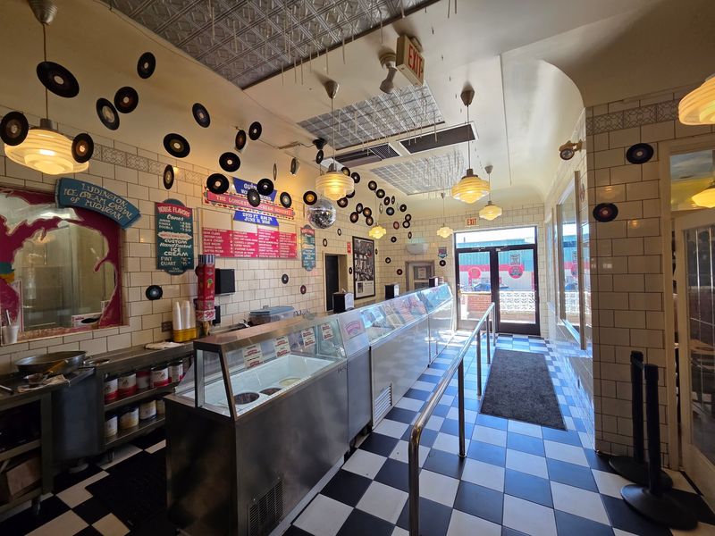 House of Flavors Restaurant - Ludington House of Flavors Restaurant - Ludington