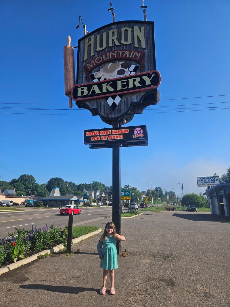 Huron Mountain Bakery, Marquette Huron Mountain Bakery, Marquette