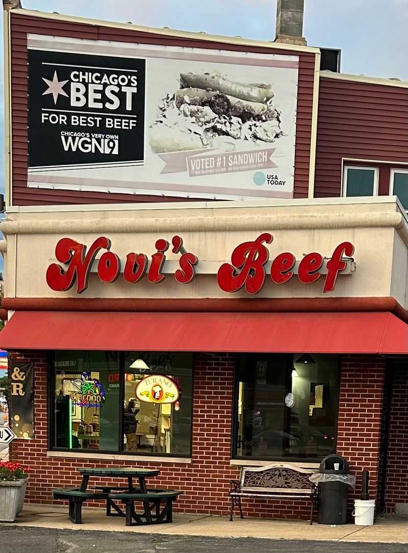 Novi's Beef (Berwyn) Novi's Beef (Berwyn)