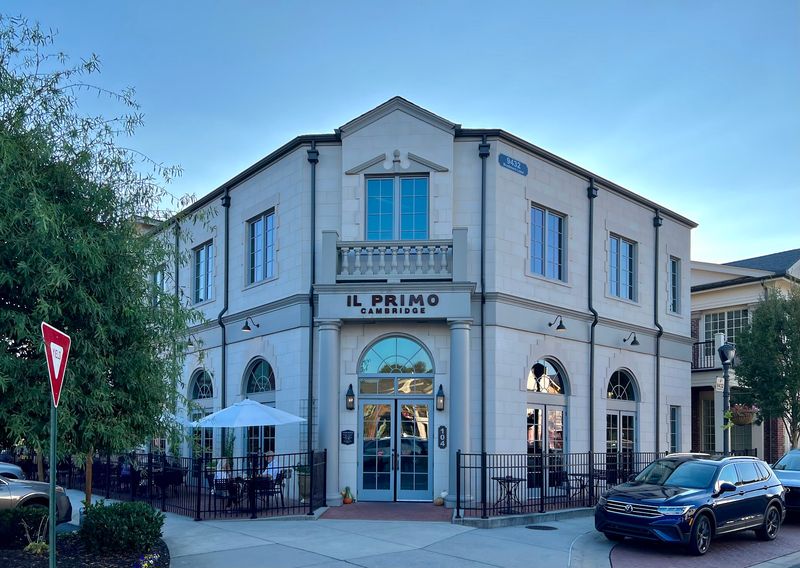 Il Primo Cambridge Square — Collegedale